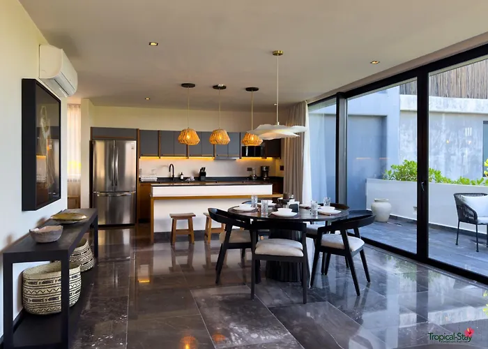 Near The Exclusive Ph With Private Pool Coast View Humana *