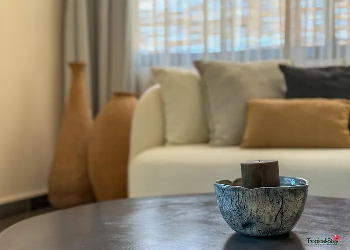 Apartment Near The Exclusive Ph With Private Pool Coast View Humana *